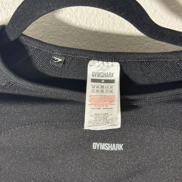 Gymshark Long Sleeve Black Open Back Crop Top  Size M - Picture 3 of 4